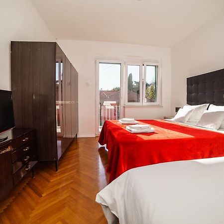 Villa Alithia Split Room photo