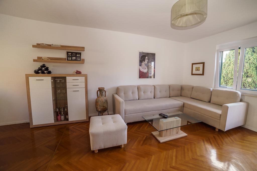 Villa Alithia Split Room photo